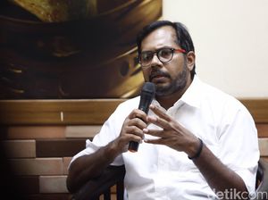 Haris Azhar Tolak Jadi Saksi untuk Prabowo di MK Haris Azhar Tolak Jadi Saksi untuk Prabowo di MK