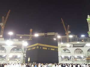 Waspada Dehidrasi dan Heat Stroke Saat Beribadah Haji