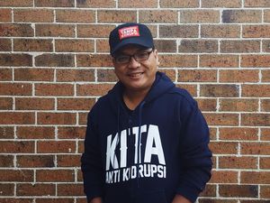 Denny Indrayana Ambil Formulir Cagub Kalsel dari NasDem