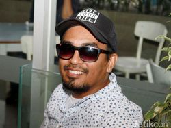 Kembali Mengenang, Lukman Sardi Sebut Glenn Fredly Suka Menolong