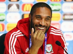 Everton Gaet Ashley Williams dari Swansea