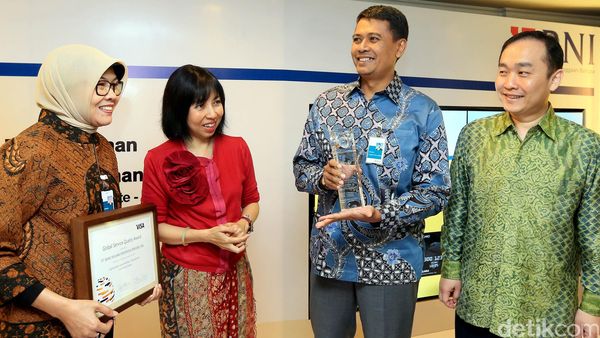 BNI Raih Service Quality Performance Award