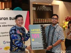 Dari Pengalaman Jadi Manajer Artis, Sulung Landung Menulis Buku