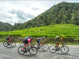 Tour de Singkarak, Wisata Olahraga Paling Keren di Indonesia Tour de Singkarak, Wisata Olahraga Paling Keren di Indonesia