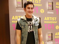 Vino G. Bastian Gemas sama Pembajak Film