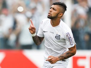 Barca Kesal Santos Malah Jual Gabigol ke Inter Barca Kesal Santos Malah Jual Gabigol ke Inter