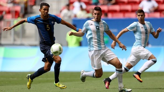 Honduras Lolos, Argentina Tersingkir