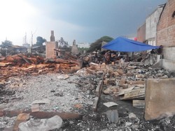 Korban Kebakaran Duren Sawit yang Tendanya Dibongkar Siap Pindah