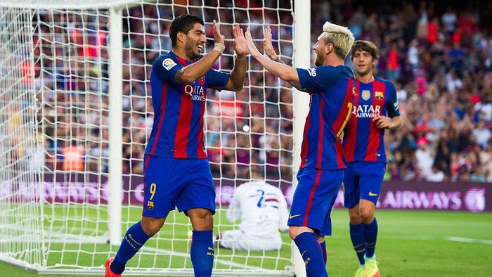 Gol-Gol Messi dan Suarez Menangkan Barca atas Sampdoria