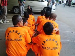Polda Jabar Bekuk 11 Orang Sindikat Curanmor Lintas Daerah