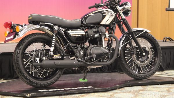 Kawasaki Luncurkan Motor Klasik W800