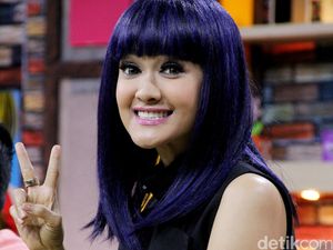 Kesehatan Julia Perez Berangsur Pulih