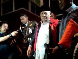 Eks Wali Kota Probolinggo Dijebloskan ke Rutan Medaeng