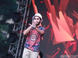 Rusuhnya Trio Dekat, Satirnya Silampukau dan Deredia yang Bersahaja