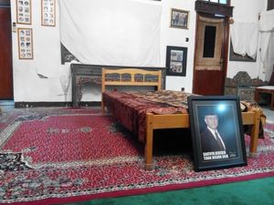 Presiden Jokowi Kenang Adi Sasono Sebagai Pejuang Usaha Kecil dan Koperasi Presiden Jokowi Kenang Adi Sasono Sebagai Pejuang Usaha Kecil dan Koperasi