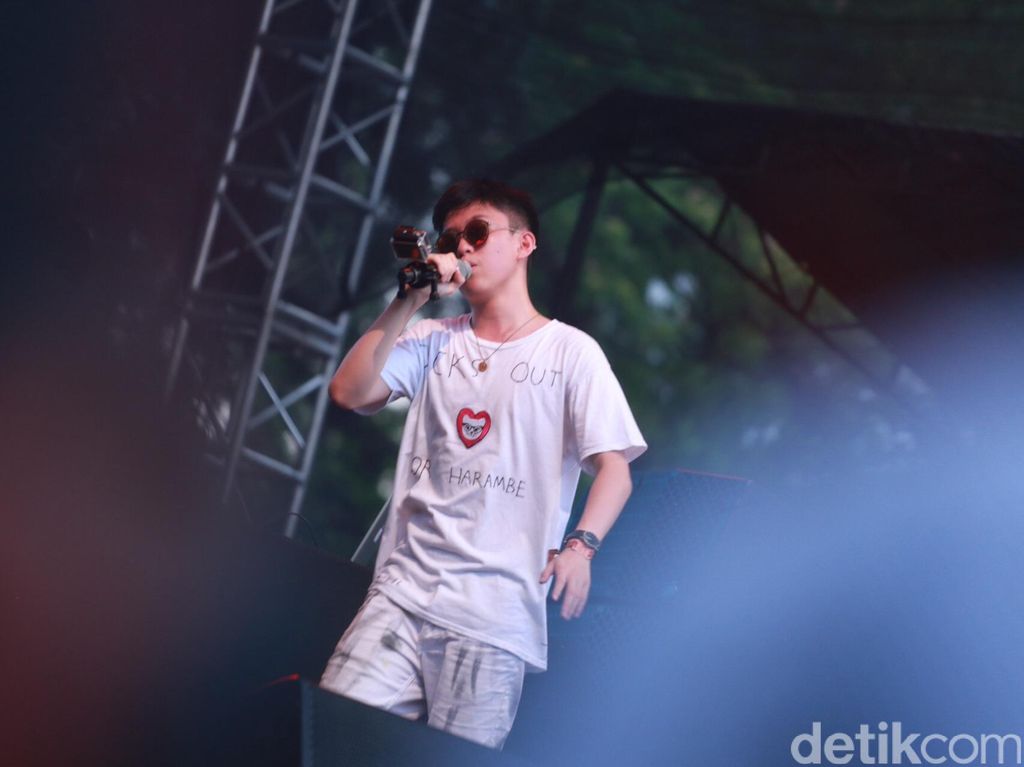 Tiket Tur Rich Chigga di Amerika Serikat Ludes Terjual Tiket Tur Rich Chigga di Amerika Serikat Ludes Terjual