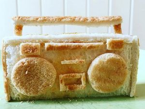 Tiap Hari Pria Ini Bikin Roti Panggang Unik untuk Anaknya yang Alergi Tiap Hari Pria Ini Bikin Roti Panggang Unik untuk Anaknya yang Alergi