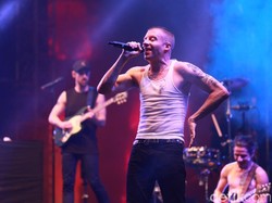 Rich Chigga Joget Bareng Macklemore & Ryan Lewis di WTF 2016