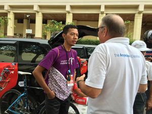 Suka Duka Jadi LO Tim-Tim Kontestan Tour de Singkarak