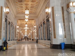 Desain Interior Ala Arab: Sejarah dan Karakteristiknya Desain Interior Ala Arab: Sejarah dan Karakteristiknya