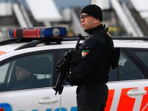 Pelaku Penyerangan di Kereta St Gallen Diketahui WN Swiss Berusia 27 Tahun