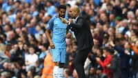 Gael Clichy. Bersama Arsenal tahun 2004, lalu di Manchester City tahun 2012 dan 2014. Foto: Stu Forster/Getty Images