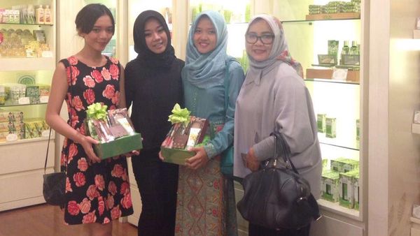 BEAUTY CLASS PERTAMA DI BOTANI SQUARE DENGAN CHERY