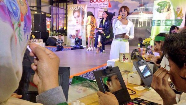 BEAUTY CLASS PERTAMA DI BOTANI SQUARE DENGAN CHERY