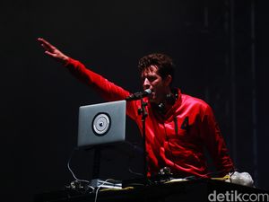 Maraton Nostalgia Bersama Mark Ronson di WTF 2016