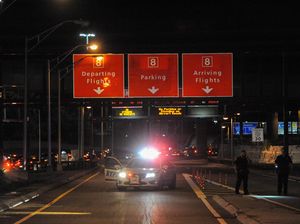 Pemeriksaan Bandara JFK New York Nihil, Tak Ada Bekas Tembakan