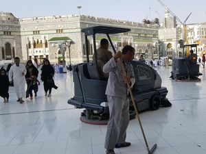 Hanya Butuh 35 Menit, Ini Proses Pembersihan Masjidil Haram Hanya Butuh 35 Menit, Ini Proses Pembersihan Masjidil Haram