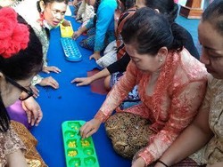 Napi Lapas Kediri Lomba Dakon dan Kelompen Peringati HUT RI