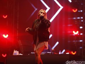 Diprotes karena Gabungkan Ayat Al Quran di Lagu, CL 2NE1 Minta Maaf Diprotes karena Gabungkan Ayat Al Quran di Lagu, CL 2NE1 Minta Maaf