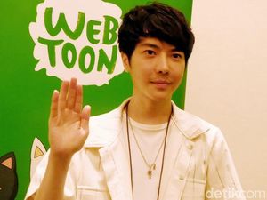 Senyum Park Tae Joon Sapa Penggemar Looksim di Jakarta