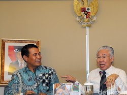 Harga Ayam Anjlok, Darmin Akan Panggil Mentan dan Mendag