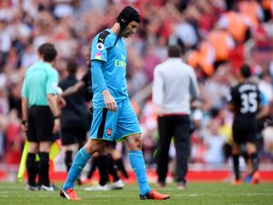 Cech: Usai Kebobolan 4 Gol, Mobilnya pun Penyok