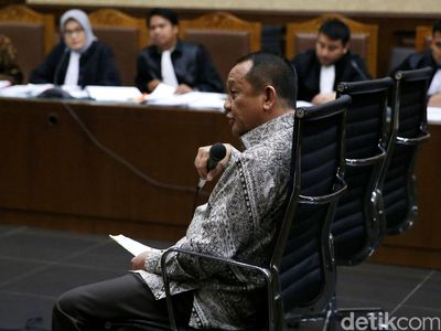 Eks Sekretaris MA Nurhadi Bersaksi di Pengadilan Tipikor