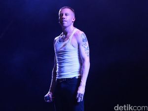 Macklemore Terlibat Kecelakaan Mobil dengan Sopir Mabuk