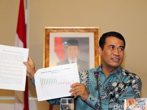 Mantan Mentan Bicara Kasus Beras, Amran: Pak Anton Sahabat Saya Mantan Mentan Bicara Kasus Beras, Amran: Pak Anton Sahabat Saya