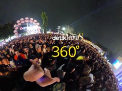 Lautan Penonton We The Fest 2016