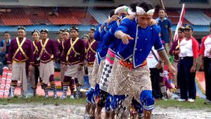Meriahnya Lomba Terompah Panjang di Nusakambangan