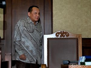 Pengacara: Biaya Renovasi Rumah Nurhadi dari Usaha Burung Walet Pengacara: Biaya Renovasi Rumah Nurhadi dari Usaha Burung Walet