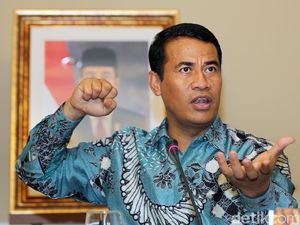 Berantas Aksi Pungli, Mentan Bentuk Tim Sapu Bersih Berantas Aksi Pungli, Mentan Bentuk Tim Sapu Bersih