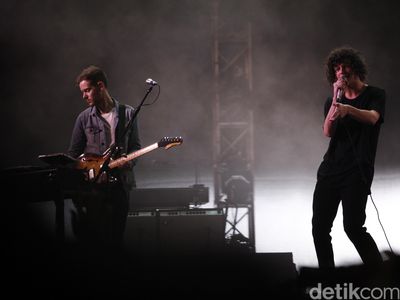 The 1975 Bikin ABG Histeris di WTF 2016