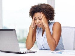 7 Makanan Ini Bisa Memicu Sakit Kepala Makin Parah