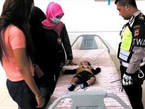 Balita yang Terjebak Macet Demo Ormas saat Dilarikan ke RS Meninggal