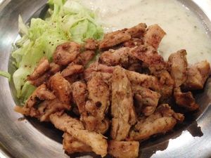 Menyantap Turkish Menemen dan Israeli Grilled Chicken yang Gurih Menyantap Turkish Menemen dan Israeli Grilled Chicken yang Gurih
