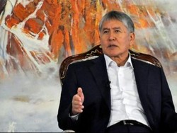 Presiden Kirgistan: Perempuan dengan Rok Mini Tidak Menjadi Pembom Bunuh Diri