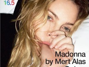 Tanpa Makeup, Madonna Isap Jempol di Edisi September Majalah Love