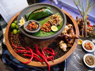 Ragam Sajian Unik dengan Sentuhan Tradisional Buatan 7 Chef